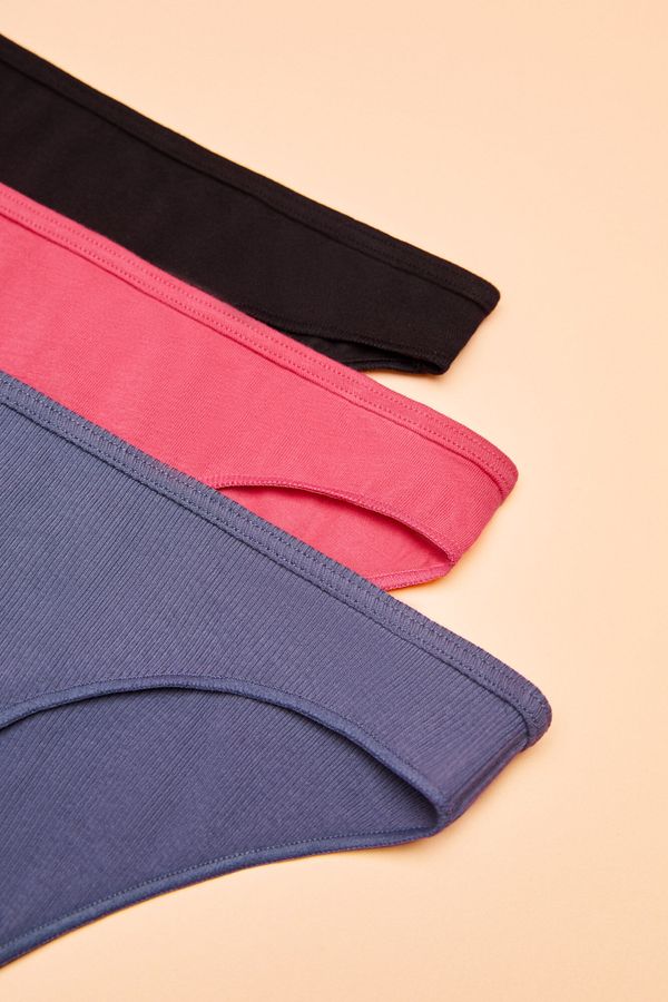 Pack 3 panties algodón fucsia, azul y negro
