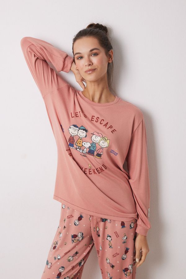 Pijama larga súper soft rosado Snoopy