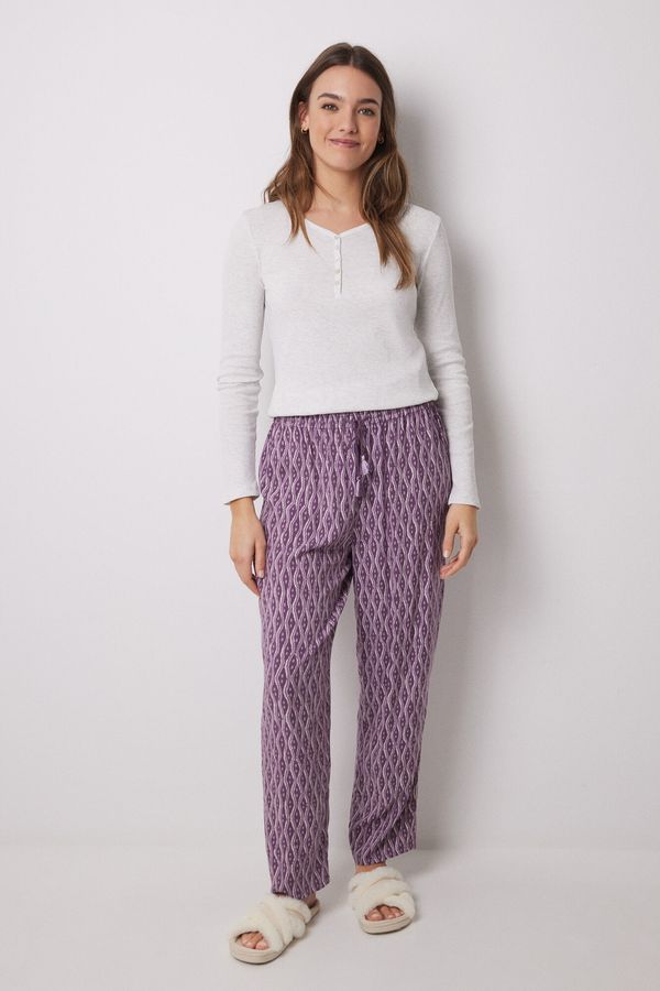 Pantalón carrot viscosa estampado ikat