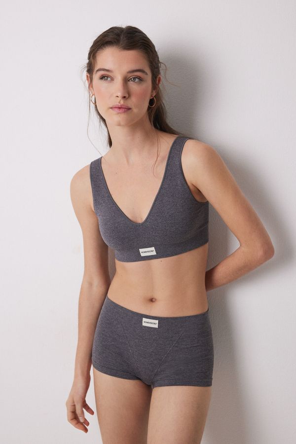 Top canalé gris seamless
