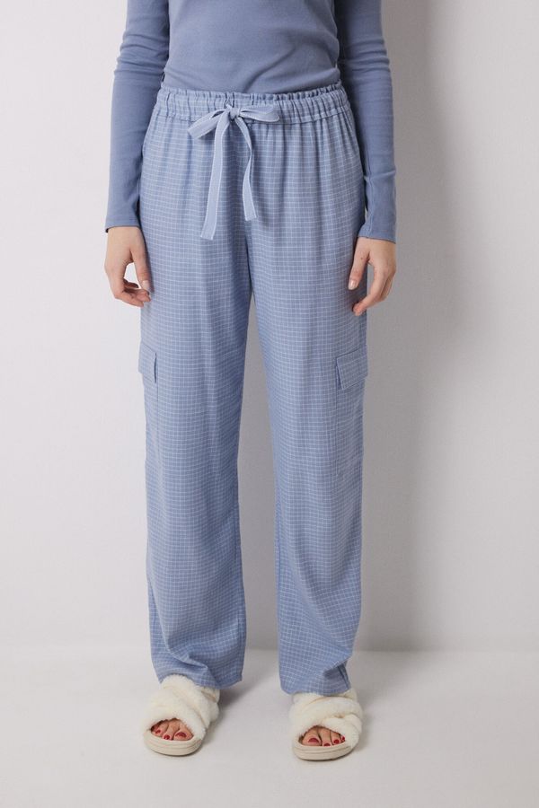 Pantalón cargo estampado cuadros