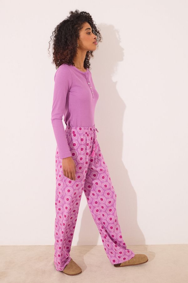 Pantalón largo viscosa estampado geométrico