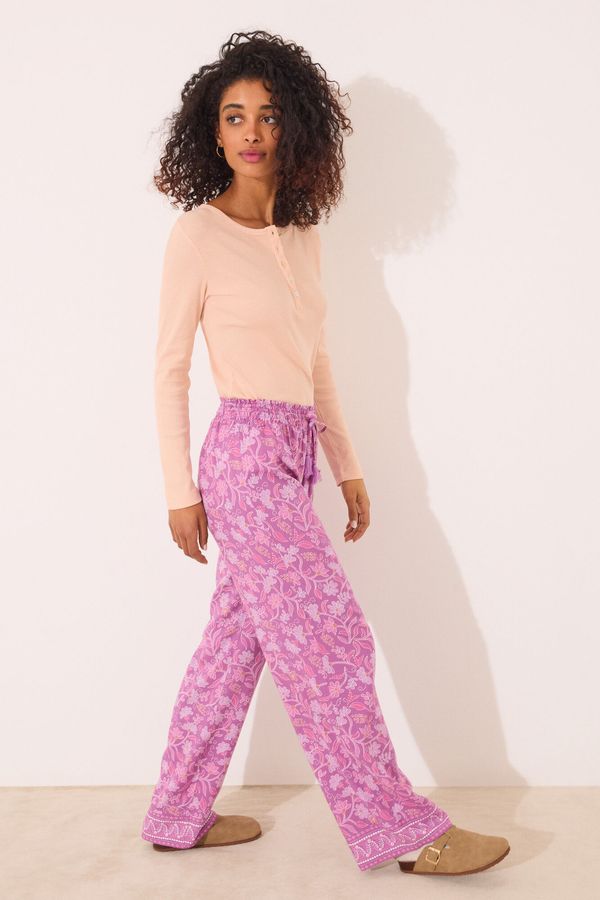 Pantalón largo viscosa estampado boho floral