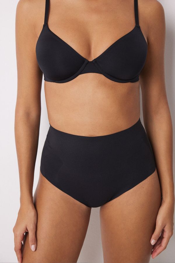Panty alto reductor y push up negro
