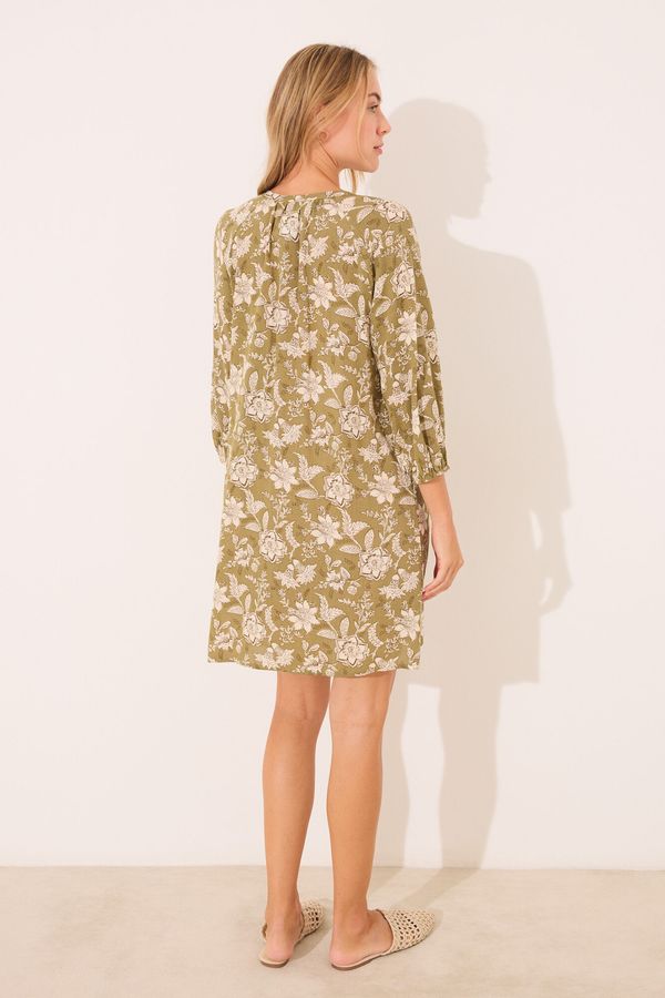 Camisón floral de viscosa