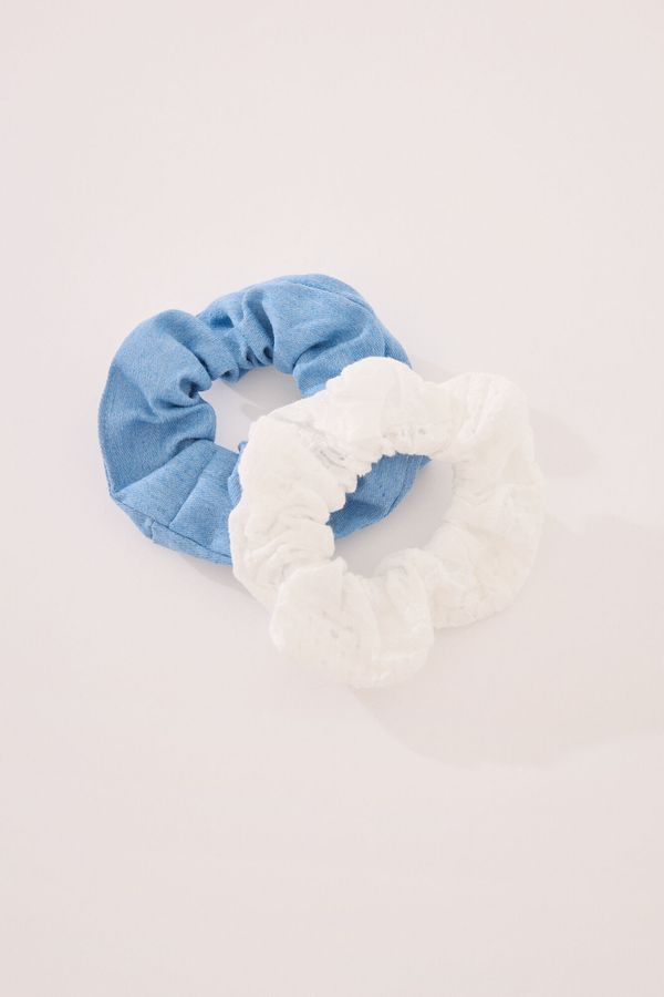 Pack 2 moñas denim y bordado suizo