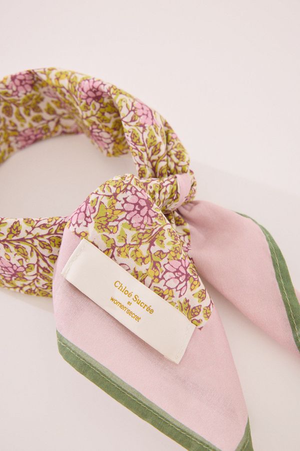 Pañuelo para cuello flores