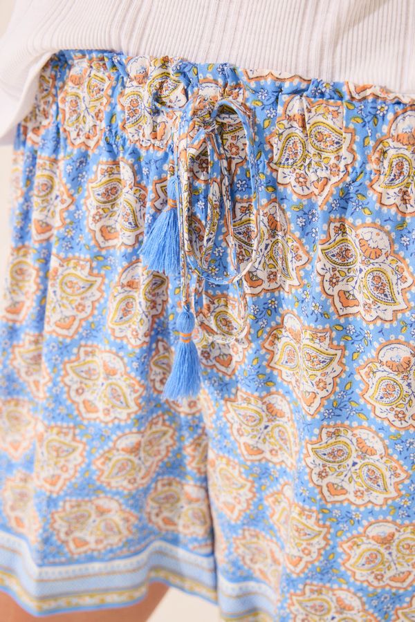 Short viscosa estampado azul