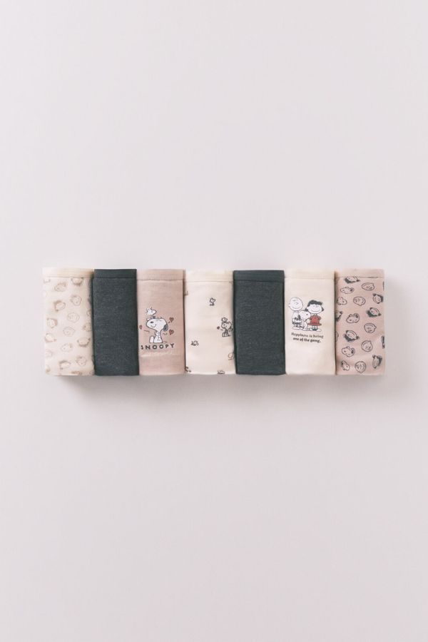 Pack 7 panties clásicos Snoopy multicolor