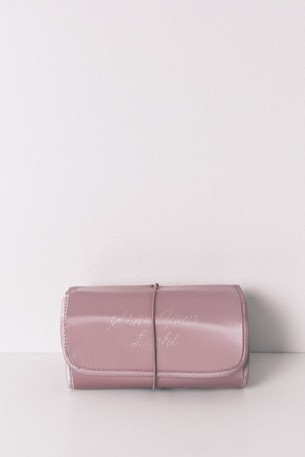 Neceser mediano percha satinado rosa